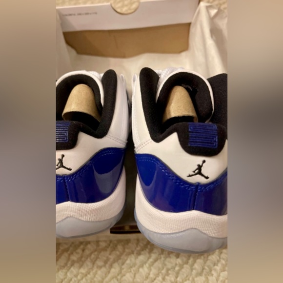 Air Jordan 11 Black concord - Picture 2 of 3